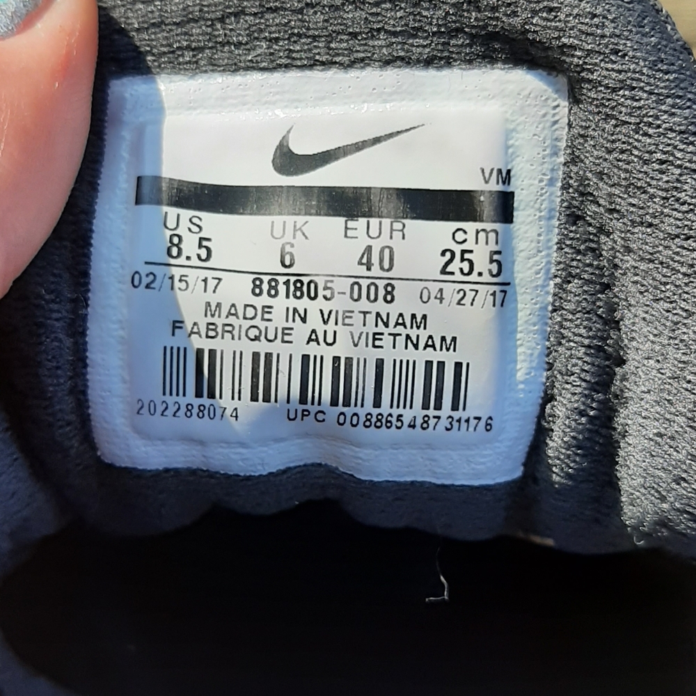 Womens Nikes
